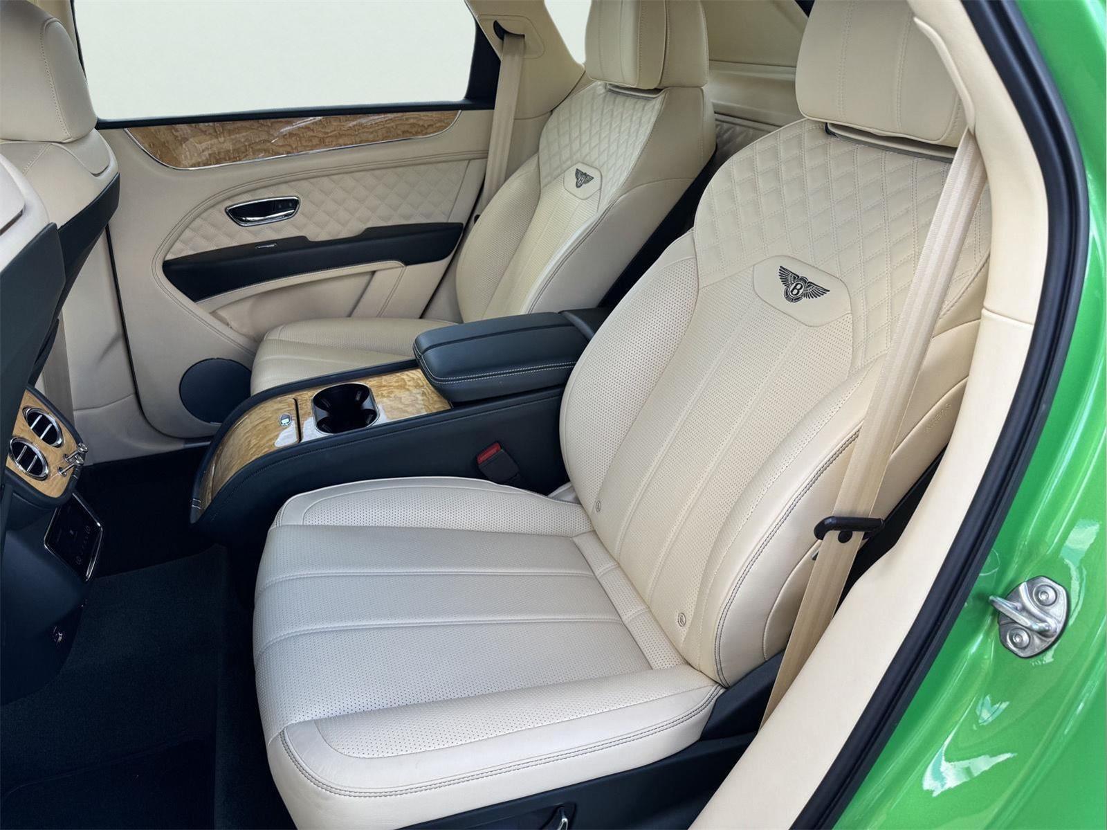 2021 Bentley Bentayga Speed photo 40