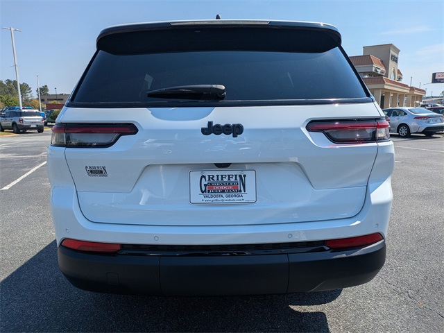 2025 Jeep Grand Cherokee Altitude X photo 3