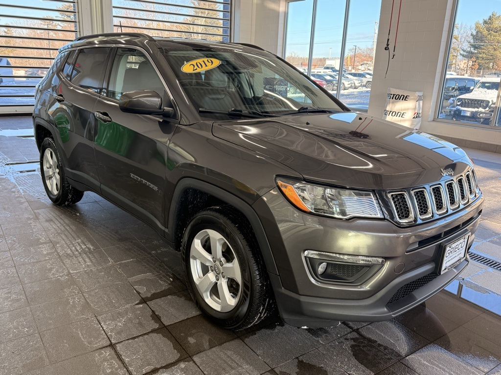 2019 Jeep Compass Latitude's photo