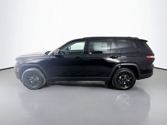 2025 Jeep Grand Cherokee Altitude photo 4