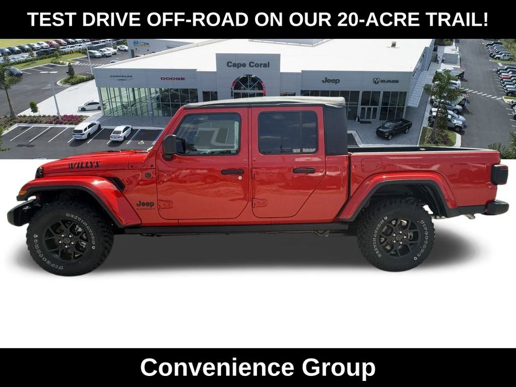 2025 Jeep Gladiator Willys photo 7