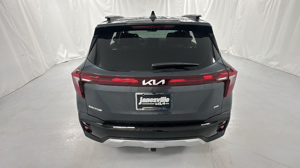 2026 Kia Seltos EX photo 3