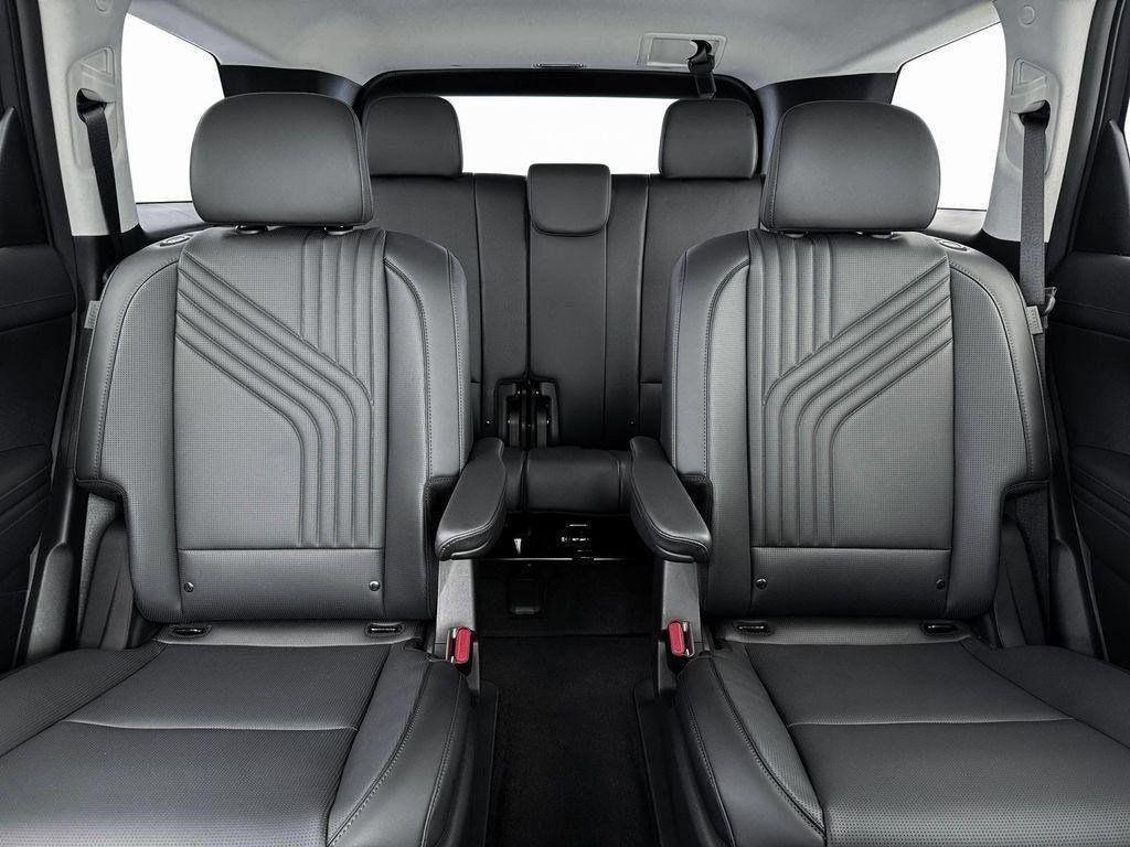 2026 Hyundai Palisade SEL photo 16