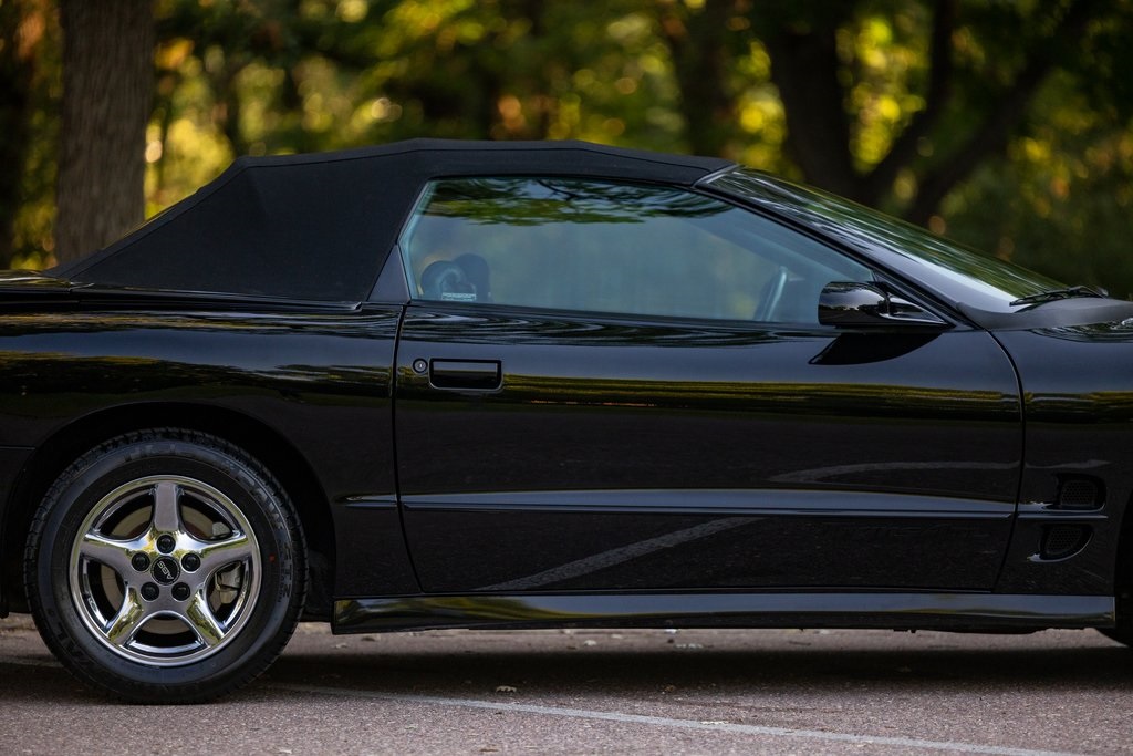 2002 Pontiac Firebird TRANS AM photo 21
