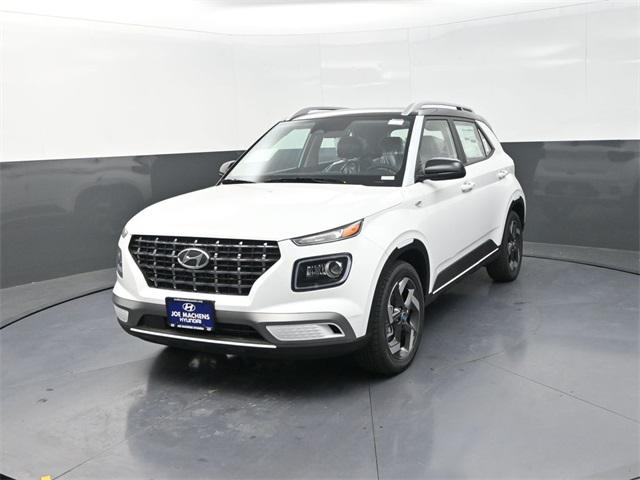 2025 Hyundai Venue Limited photo 4