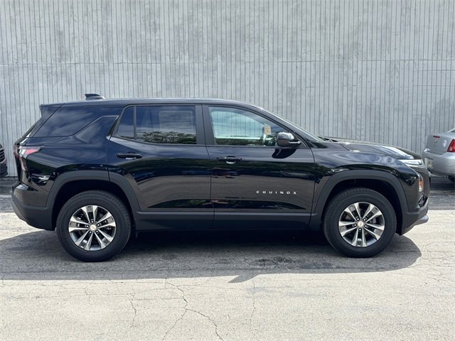 2026 Chevrolet Equinox LT photo 3