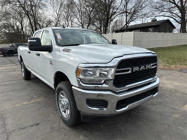 2024 Ram 2500 Tradesman photo 3