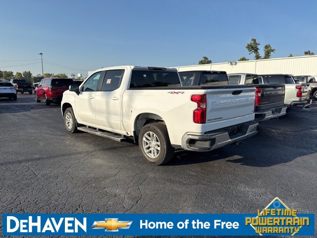 2022 Chevrolet Silverado 1500 LT photo 3