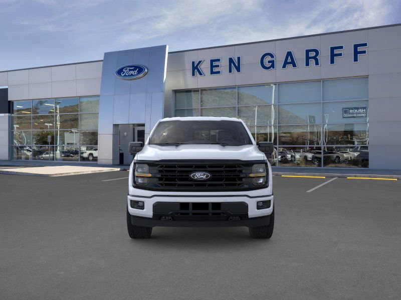 2025 Ford F-150 XLT photo 3