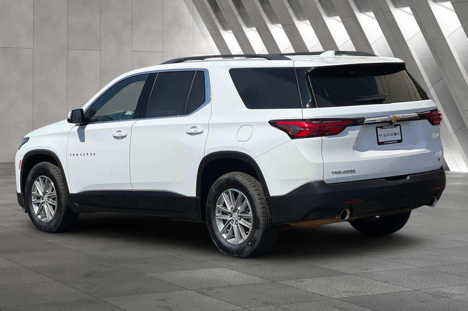 2023 Chevrolet Traverse Cloth photo 5
