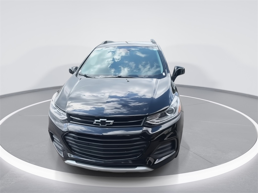 2022 Chevrolet Trax LT photo 3