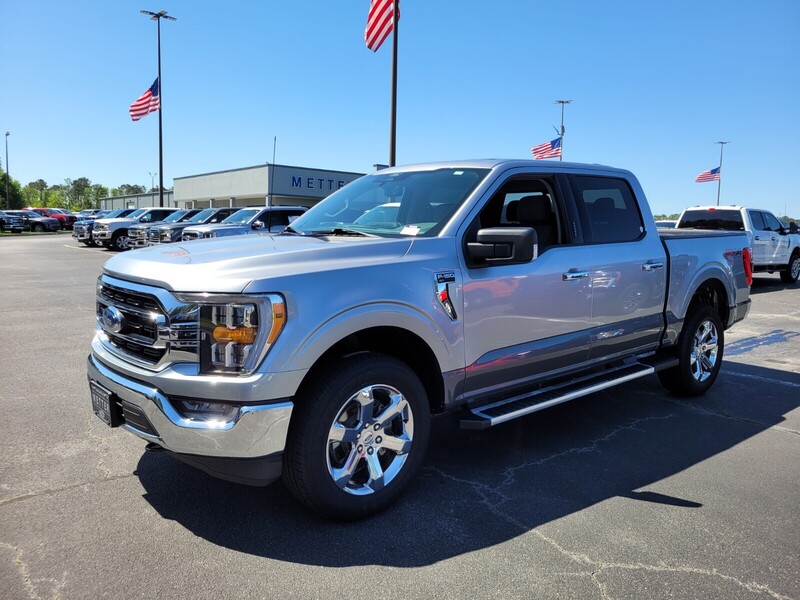 2022 Ford F-150 XLT photo 3