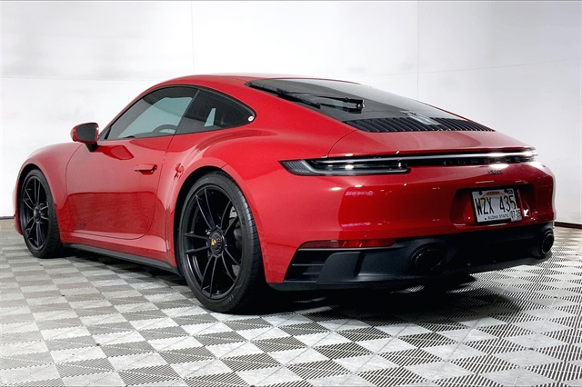 2024 Porsche 911 GTS photo 3