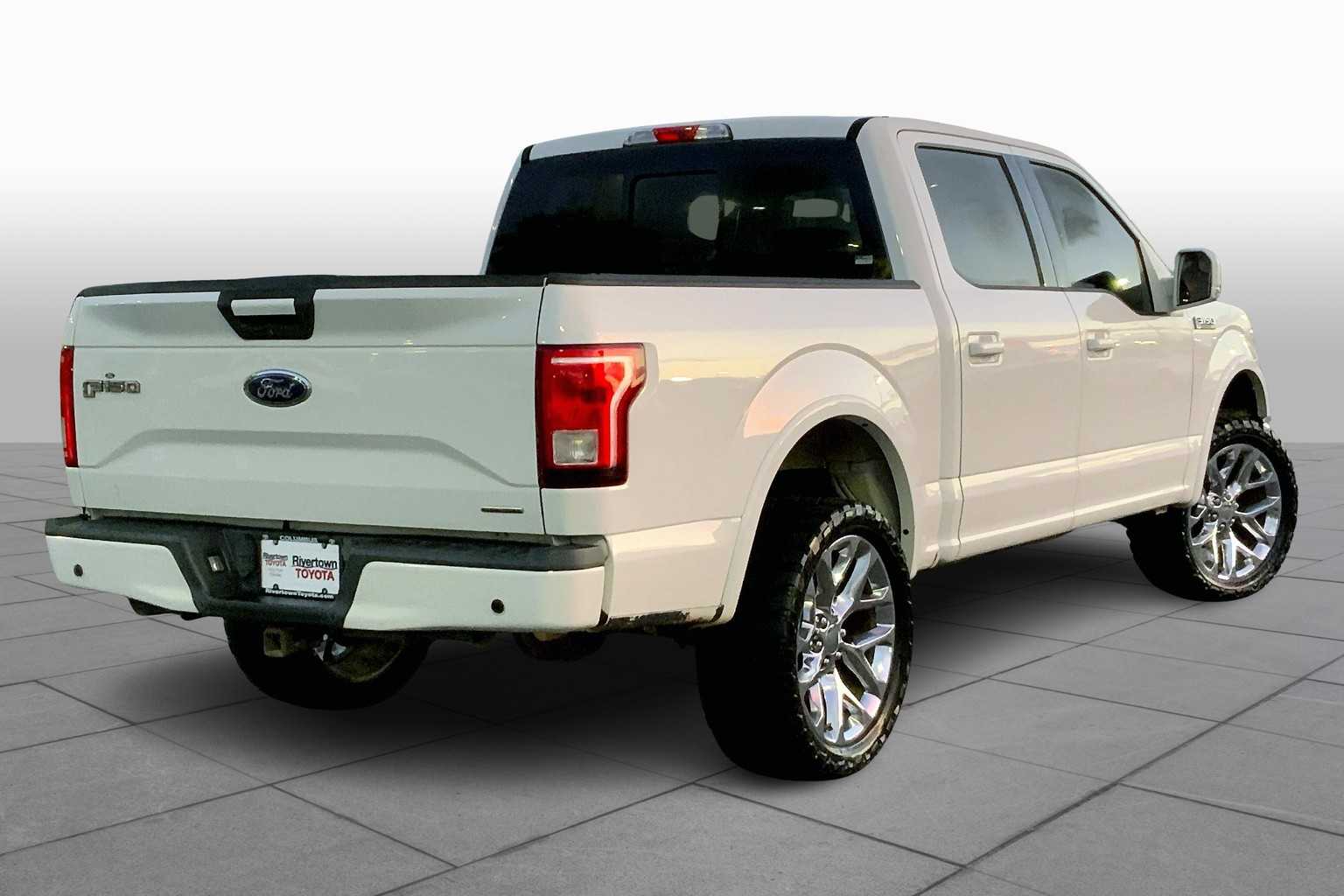 2016 Ford F-150 XLT photo 12