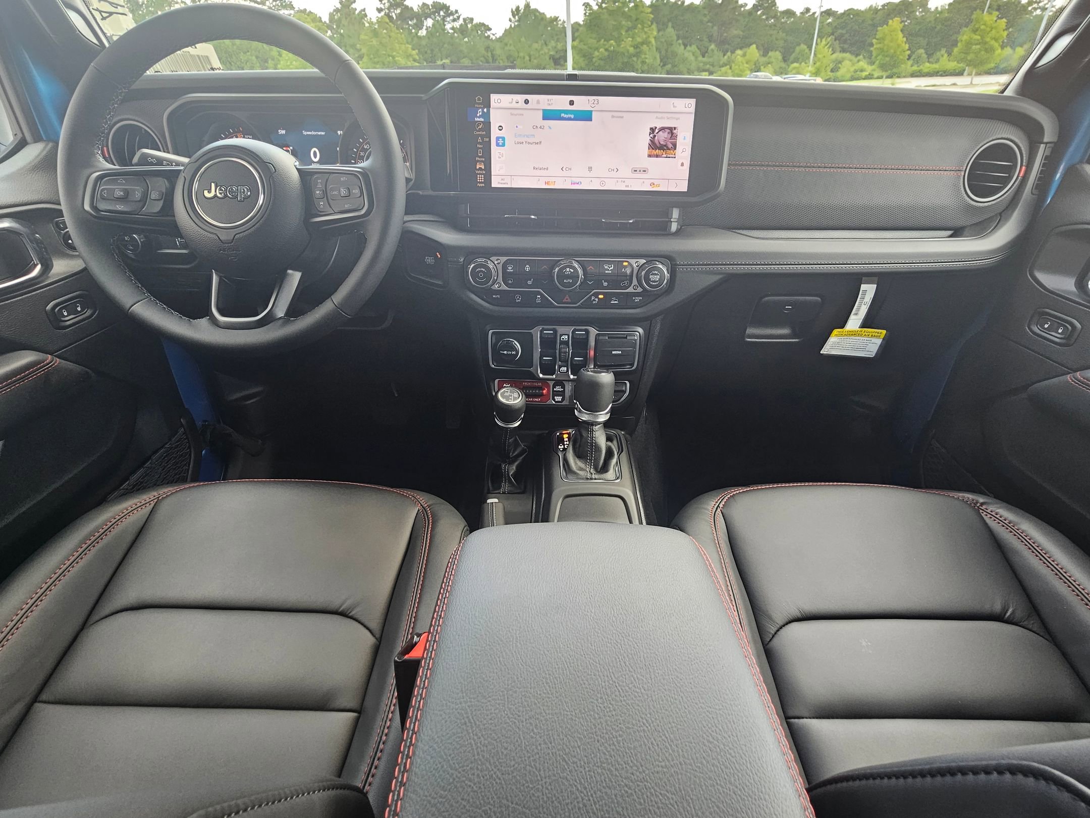 2025 Jeep Gladiator Rubicon photo 9