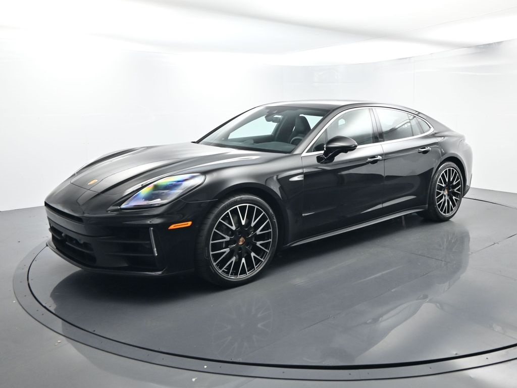 2026 Porsche Panamera Base