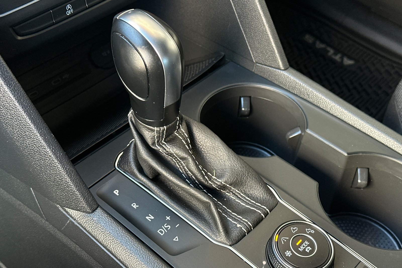 2021 Volkswagen Atlas Cross Sport photo 17