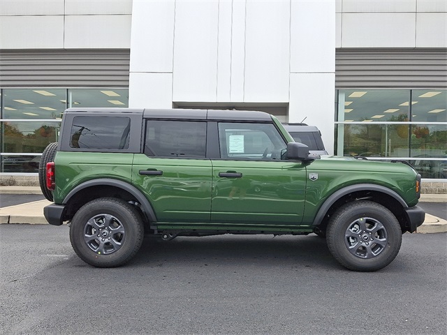 2025 Ford Bronco 4-Door Big Bend's photo