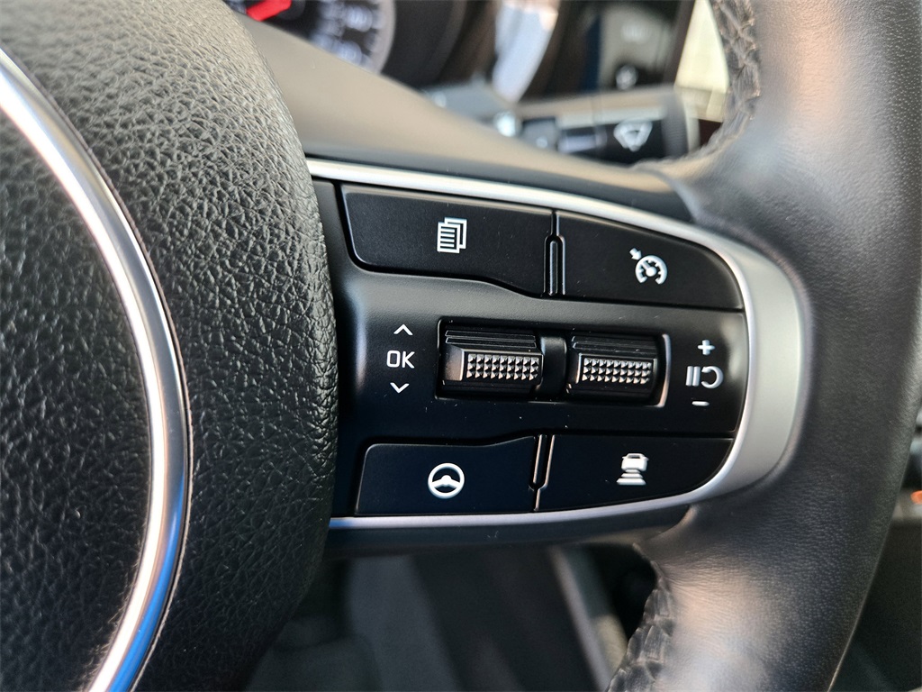 2024 Kia K5 GT-Line photo 15