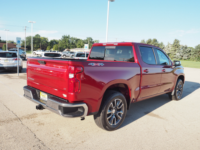2022 Chevrolet Silverado 1500 LT photo 4
