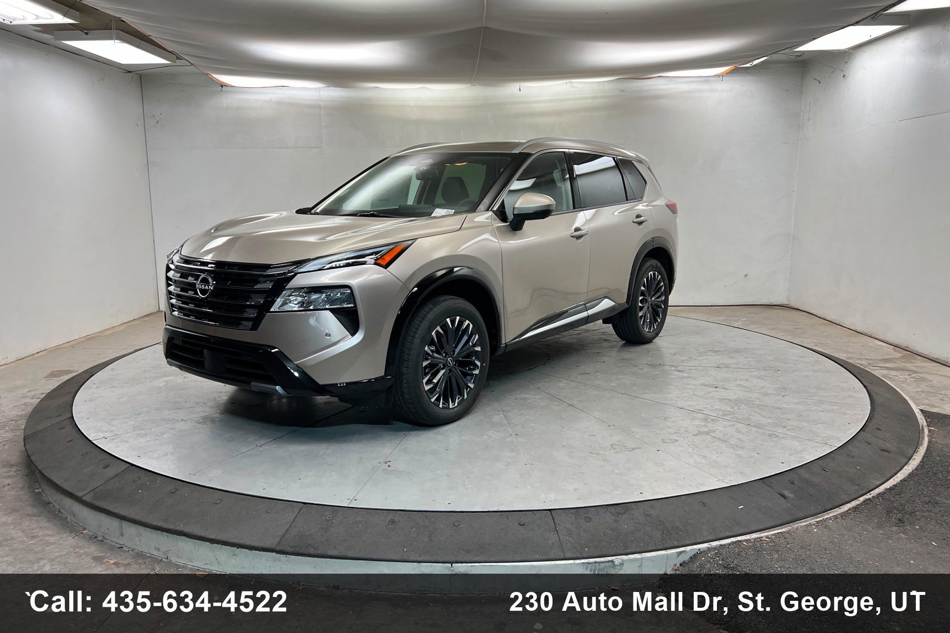 2026 Nissan Rogue Platinum's photo