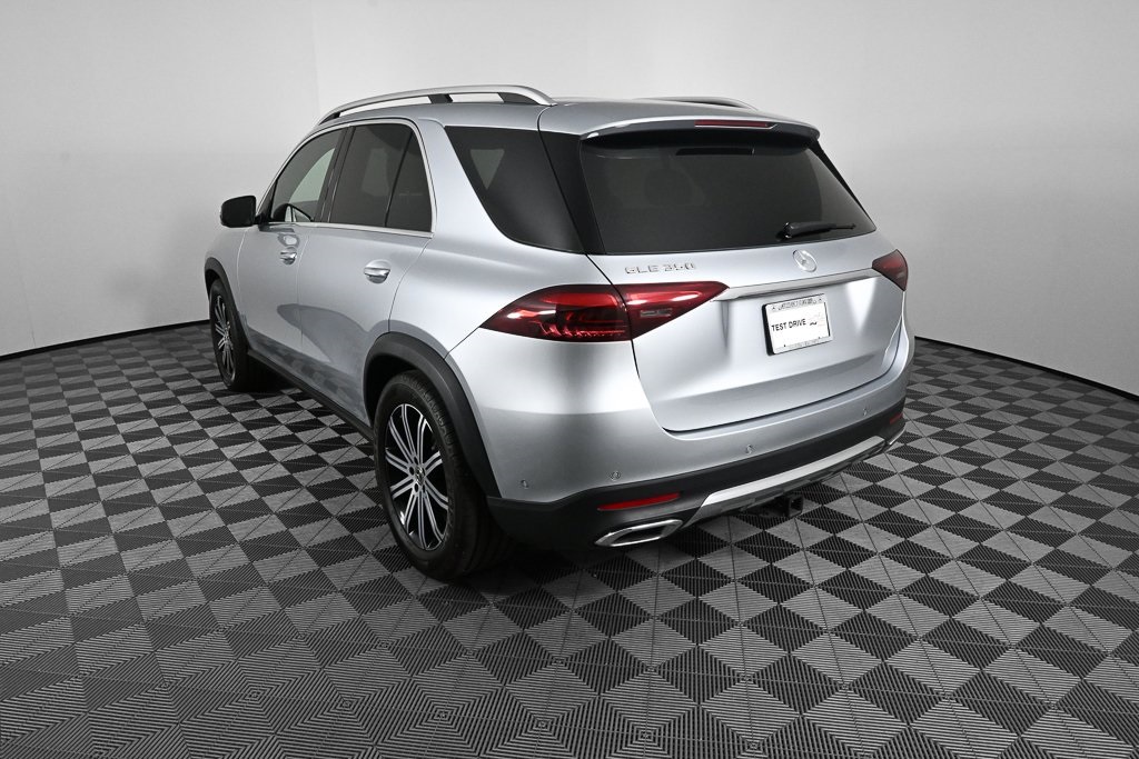 2025 Mercedes Benz GLE 350 4MATIC photo 2