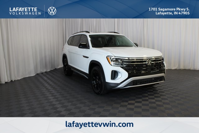 2025 Volkswagen Atlas Atlas Peak Edition's photo