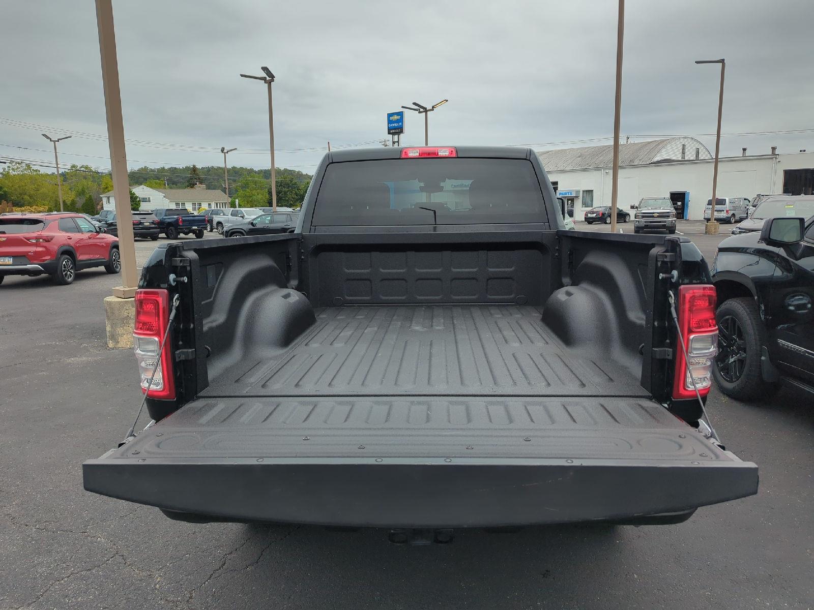 2024 Ram 2500 Big Horn photo 3