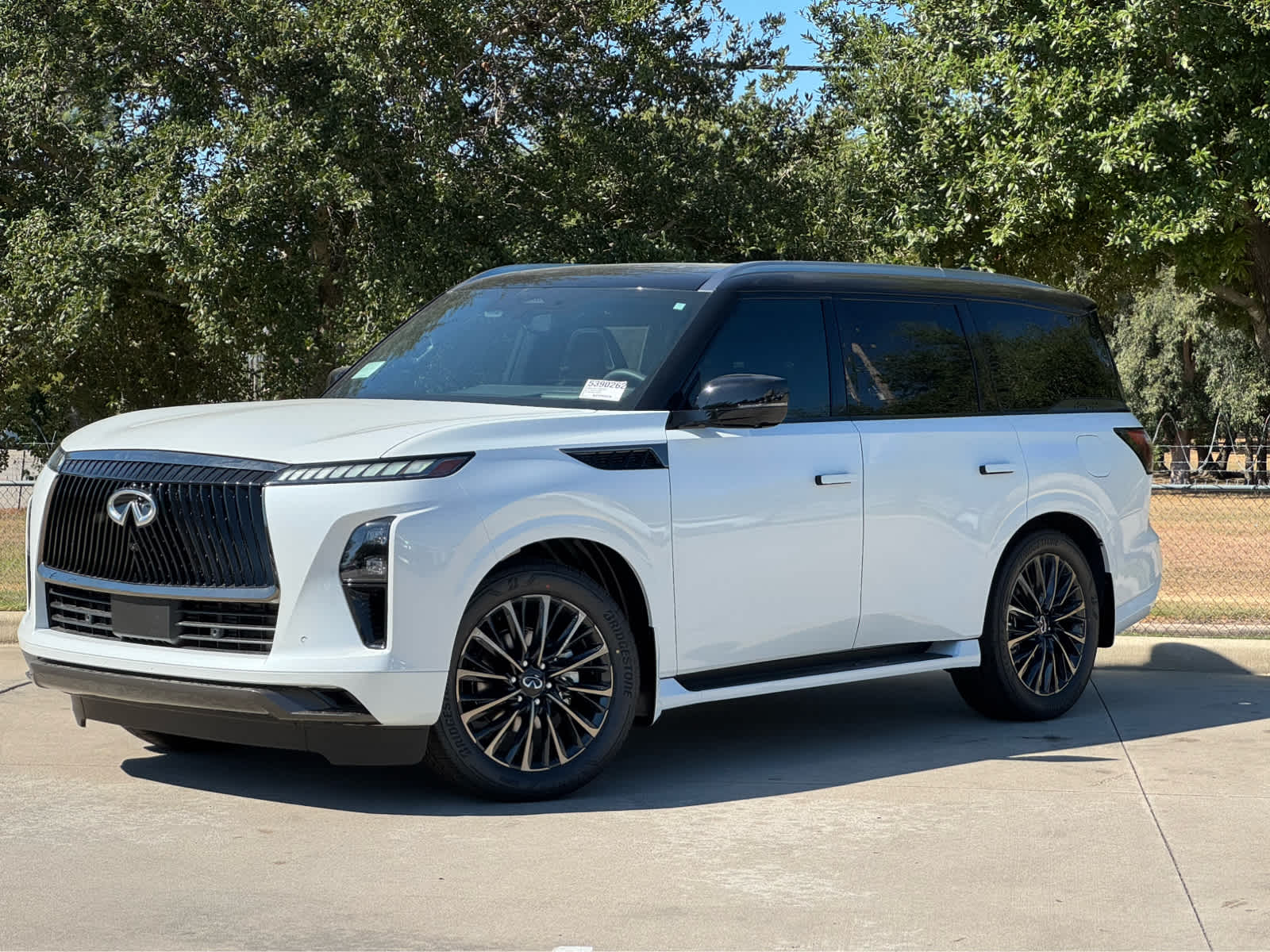 2026 INFINITI QX80 Autograph's photo