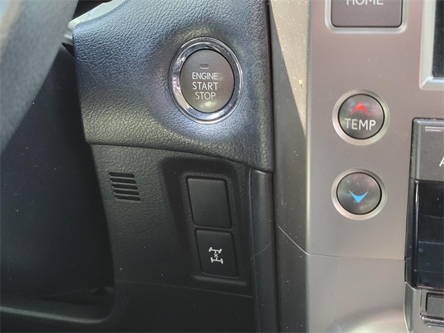 2014 Lexus GX 460 Base photo 26