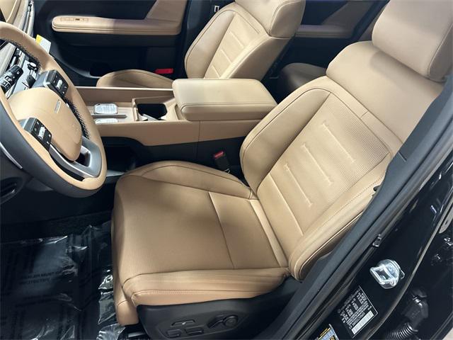 2026 Hyundai Santa Fe Calligraphy photo 2