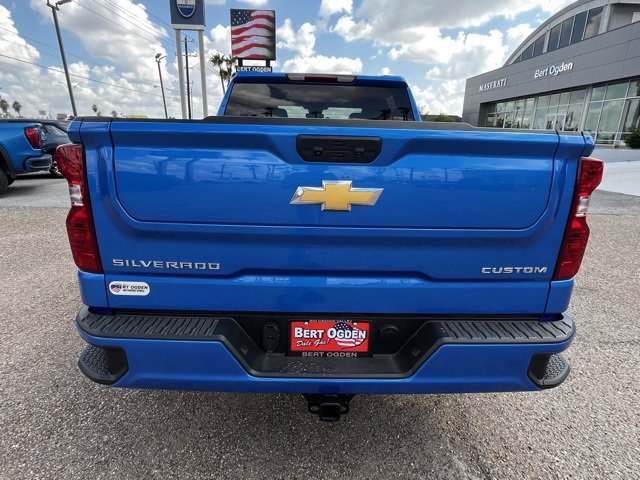 2025 Chevrolet Silverado 1500 Custom photo 4
