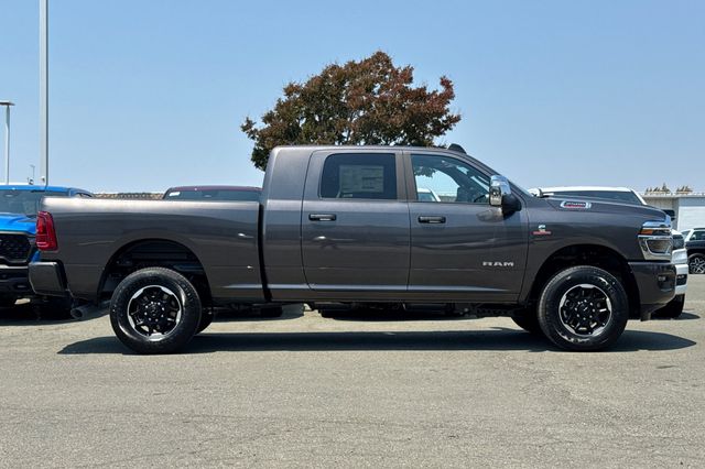 2025 Ram 2500 Laramie photo 3