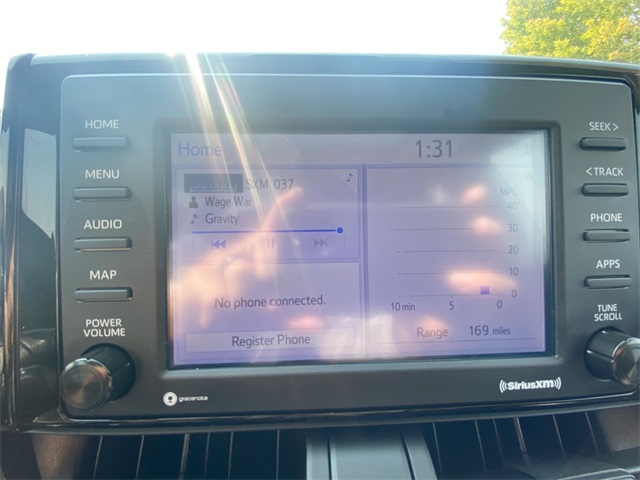 2021 Toyota RAV4 XLE photo 6