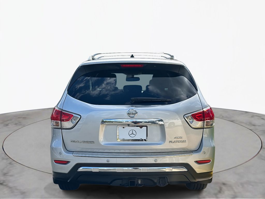 2014 Nissan Pathfinder Platinum photo 9