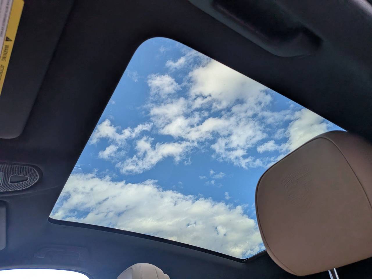 2025 Porsche Cayenne Coupe Base photo 27