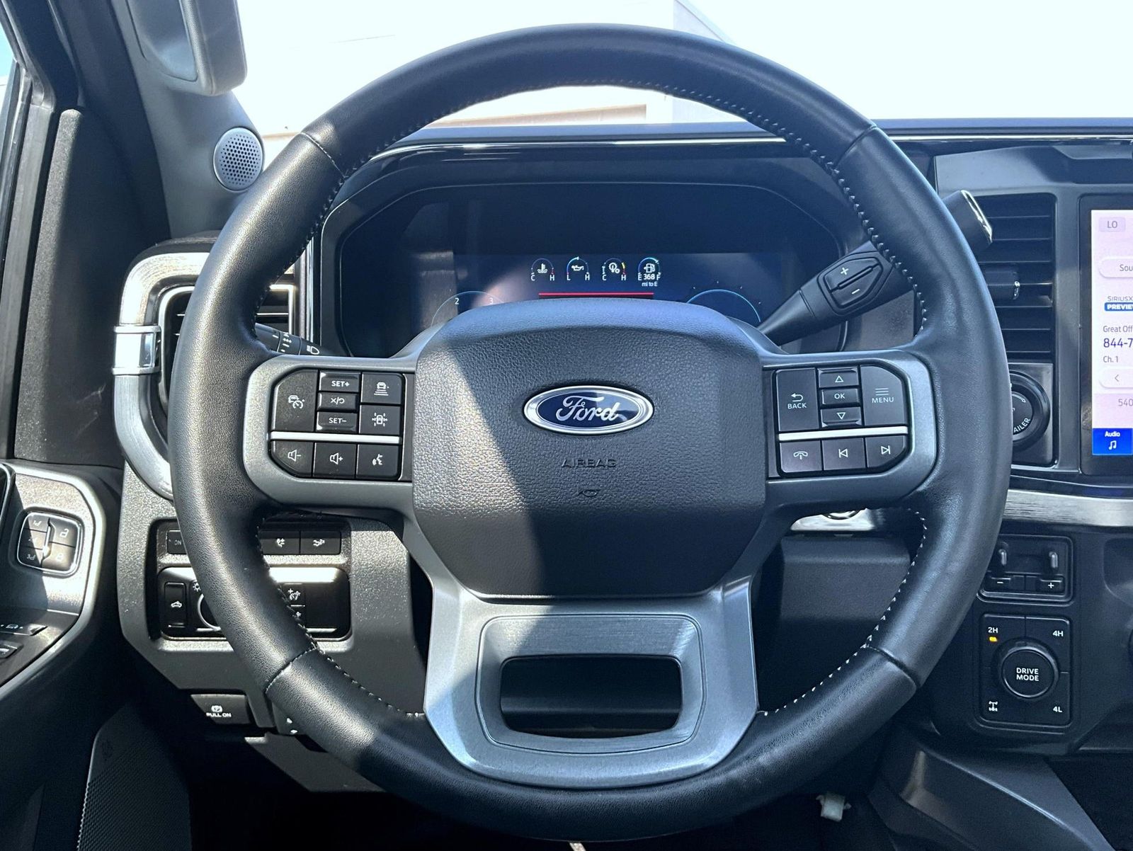 2024 Ford F-250 Lariat photo 11