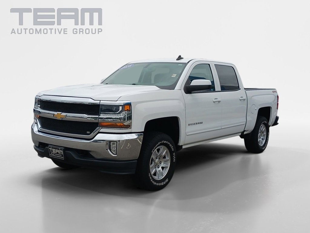 2018 Chevrolet Silverado 1500 LT photo 3