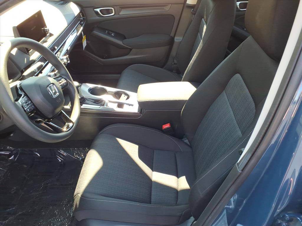 2026 Honda Civic LX photo 5