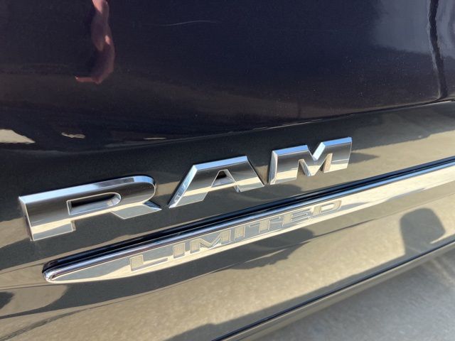 2020 Ram 1500 Limited photo 10