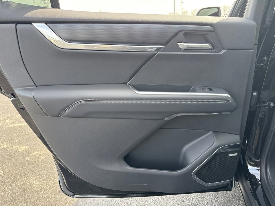 2025 GMC ACADIA - Image 32