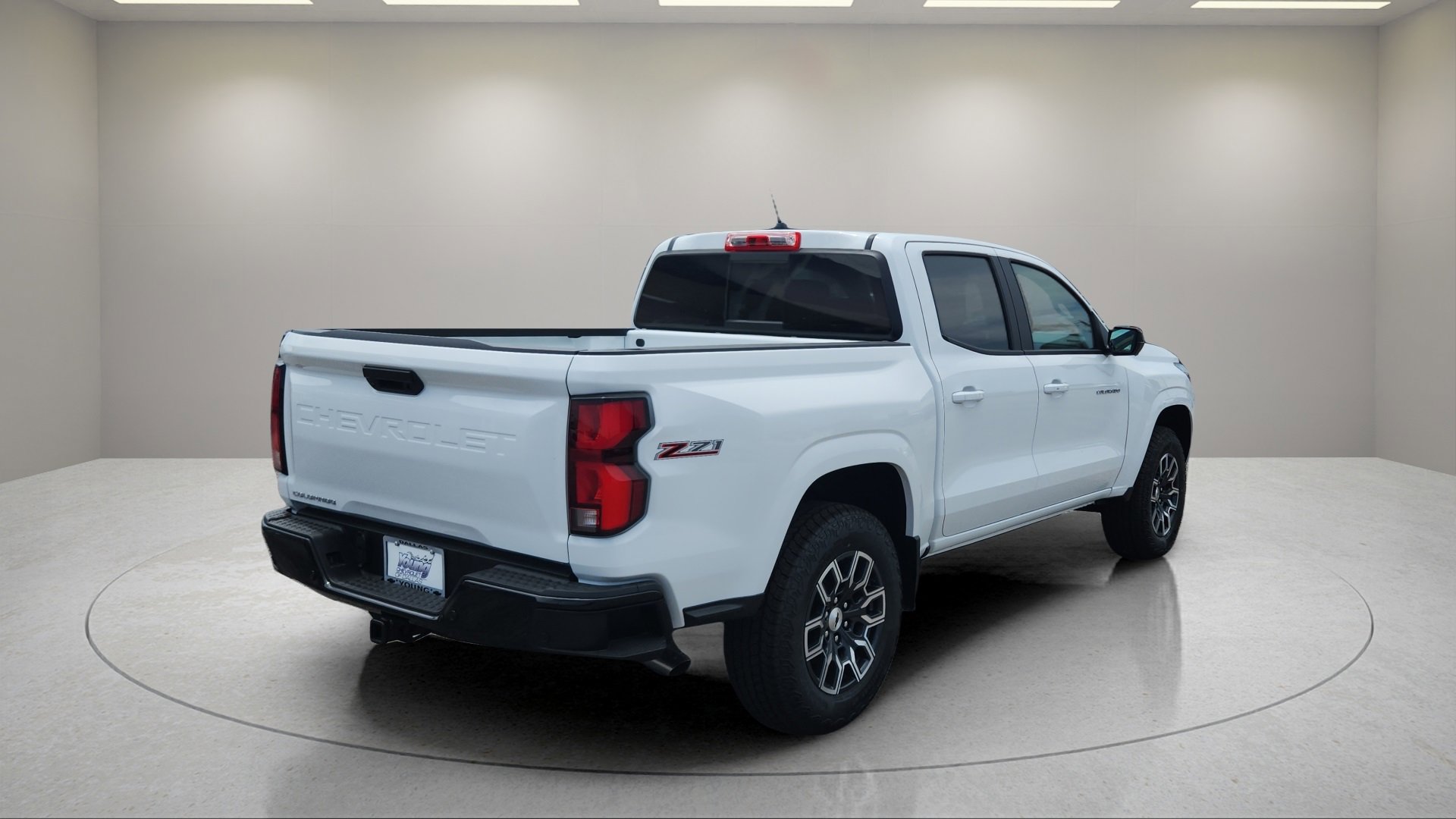 2025 Chevrolet Colorado Z71 photo 2