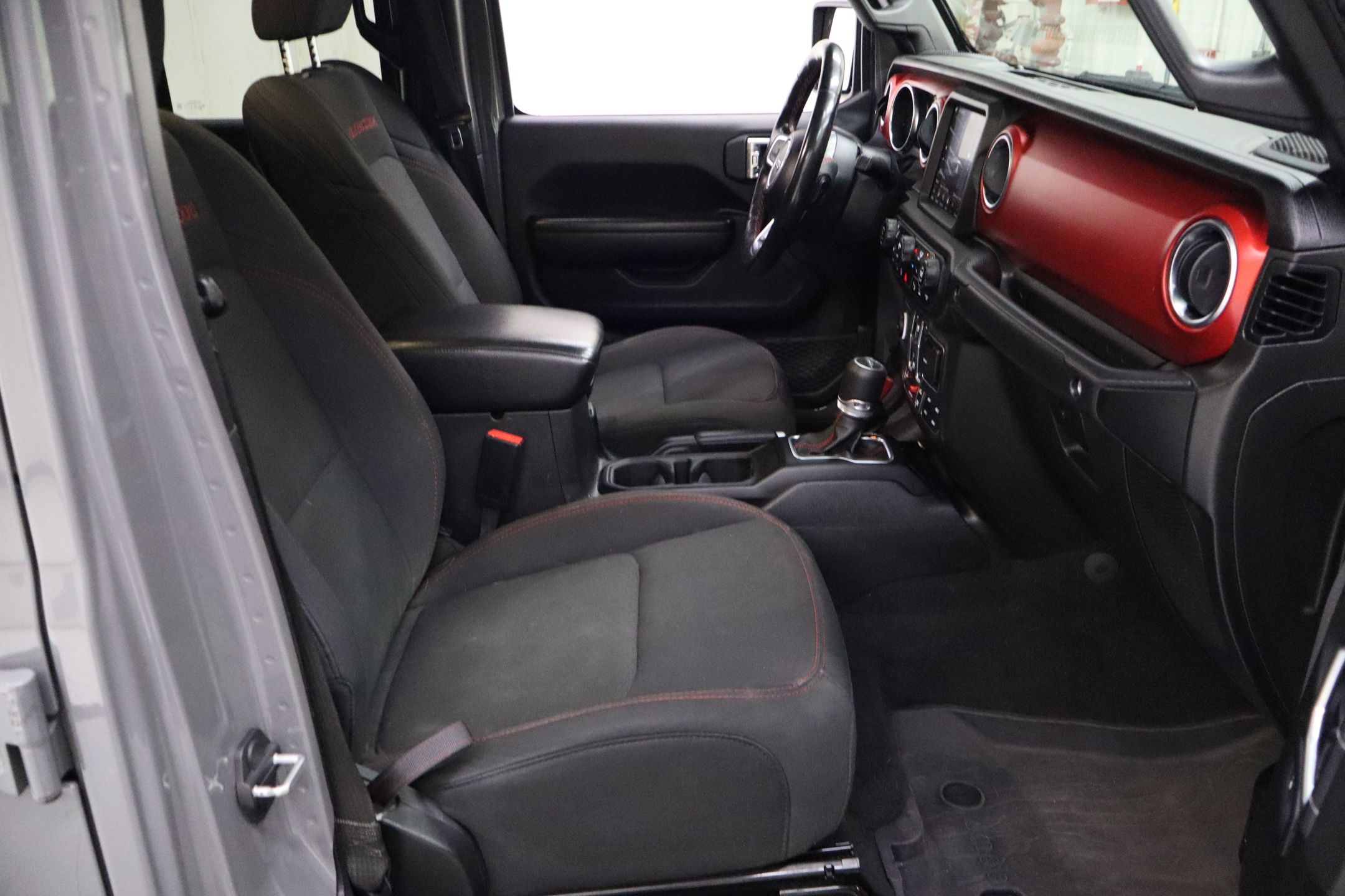 2021 Jeep Gladiator Rubicon photo 23