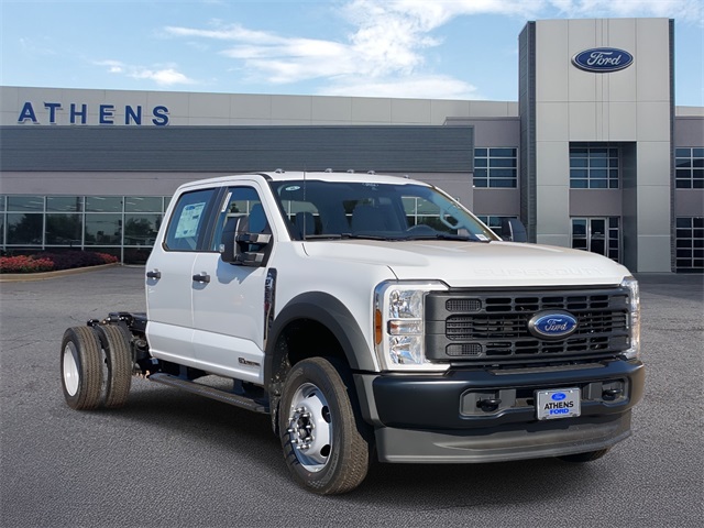 2026 Ford F-550 Super Duty Chassis Cab XL's photo