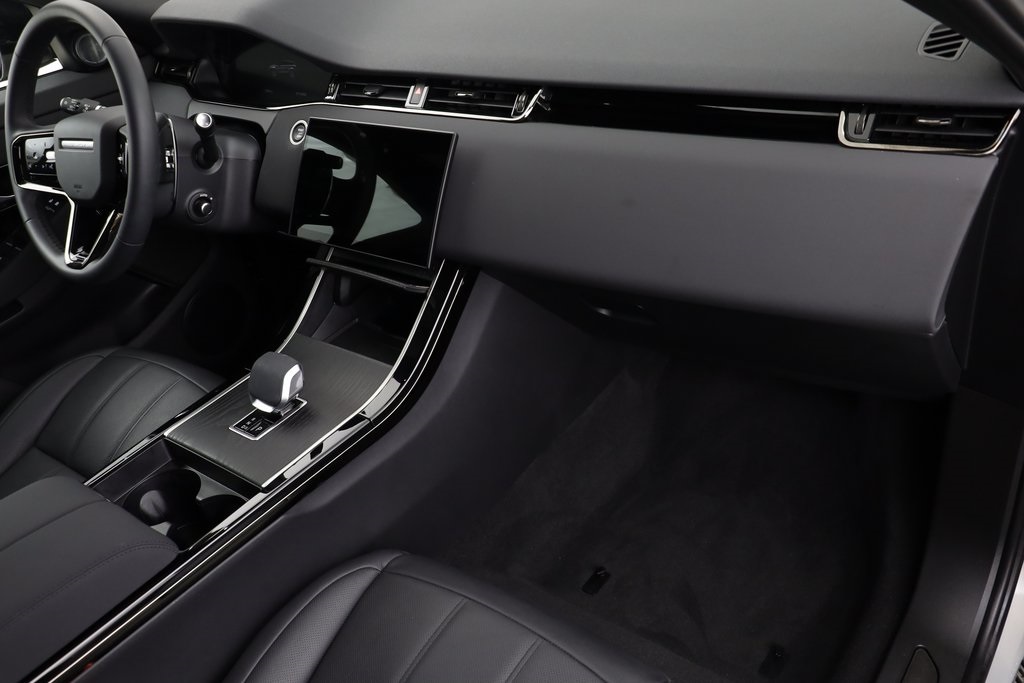 2025 Land Rover Range Rover Evoque Dynamic SE photo 15