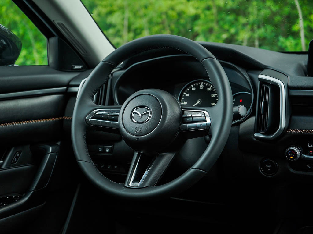 2025 Mazda CX-50 Premium photo 14