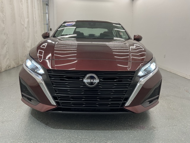 2023 Nissan Altima 2.5 SV photo 3