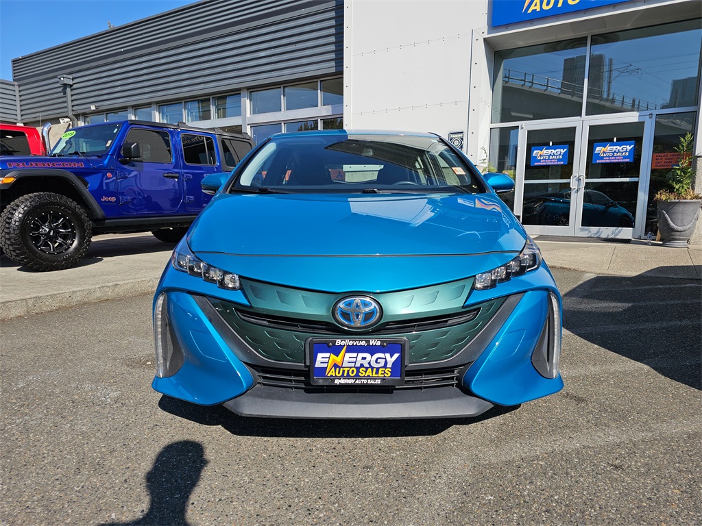 2019 Toyota Prius Prime Plus Premium Advanced photo 2