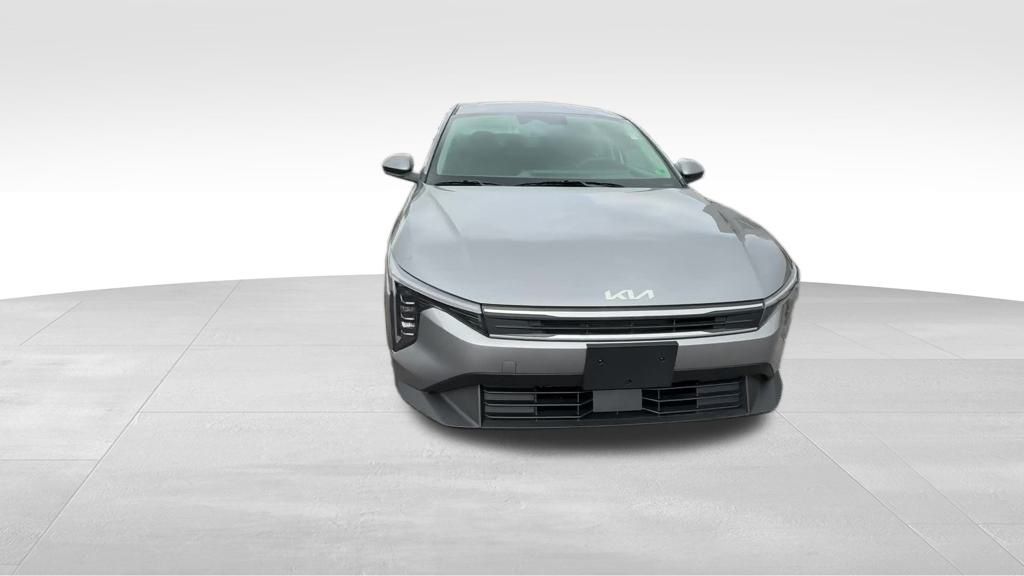 2025 Kia K4 LXS photo 9