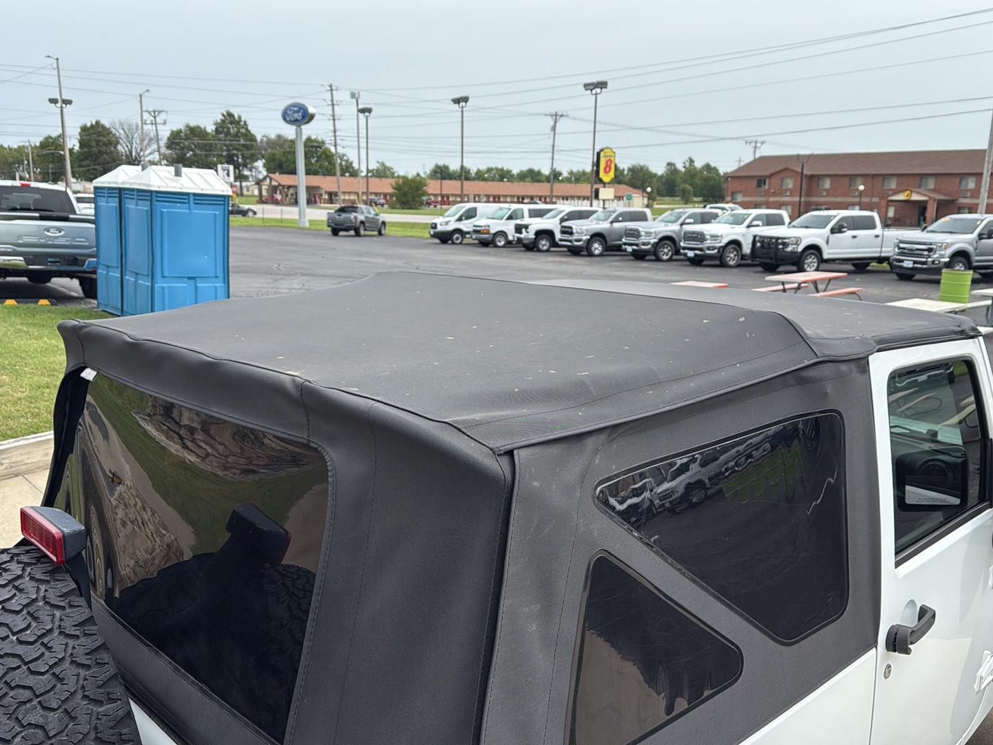 2015 Jeep Wrangler Sport photo 12